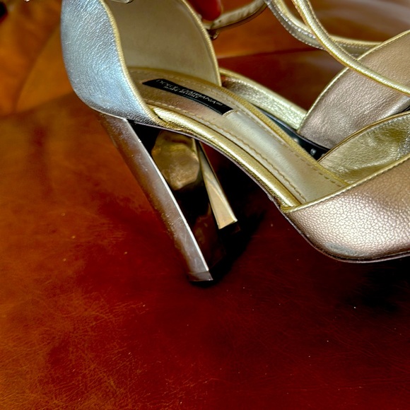 DOLCE & GABBANA ๐ - Picture 4 of 6